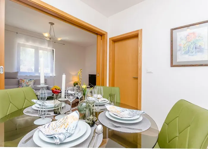 Alka فيلة تروغير