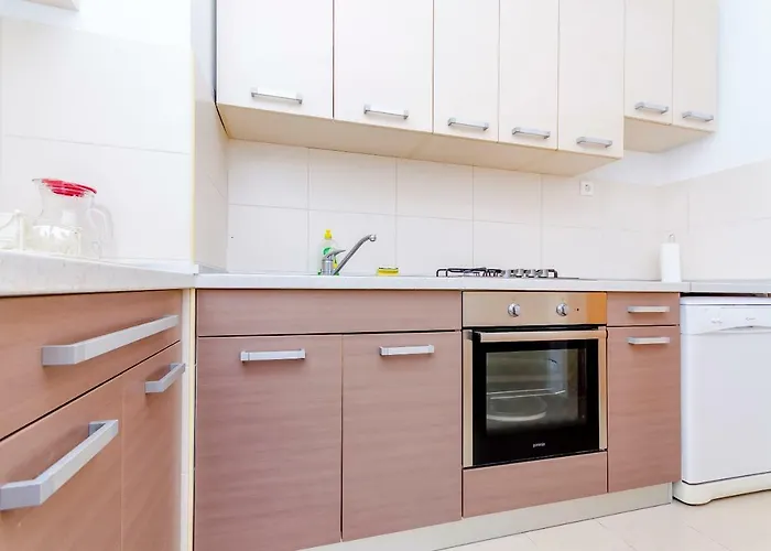 Alka فيلة تروغير